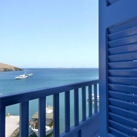 ホテル Paradissos Pera Gyalos