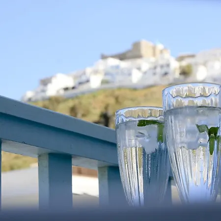 Paradissos ホテル