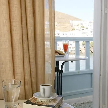 Hotel Paradissos